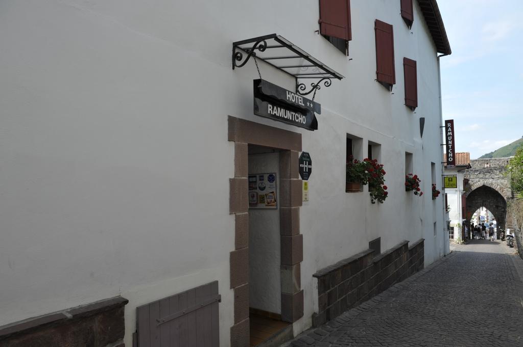 Hostel Ramuntcho Saint-Jean-Pied-de-Port Ngoại thất bức ảnh